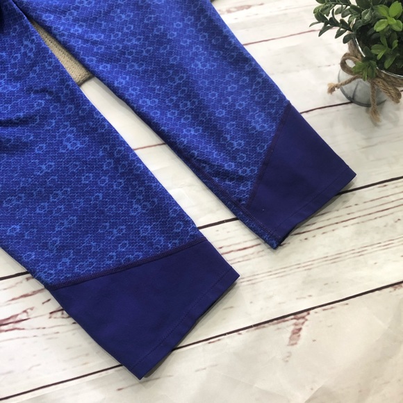 ATHLETA honeycomb connect capri size S - Picture 8 of 8